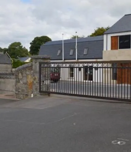 Lägenhet Riverside Westport