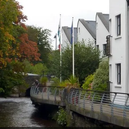 Riverside Westport